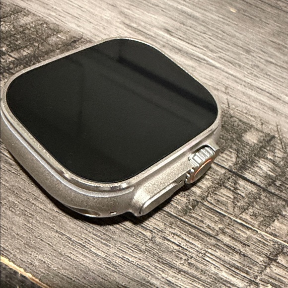 Smartwatch with Silver Frame